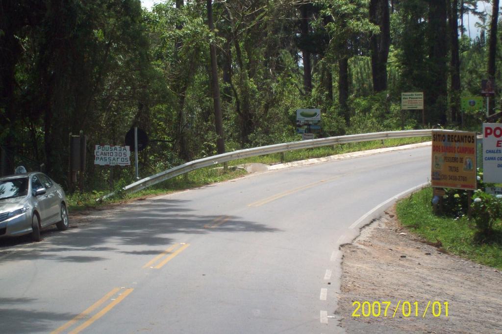 Chales Canto Dos Passaros Monte Verde  Buitenkant foto